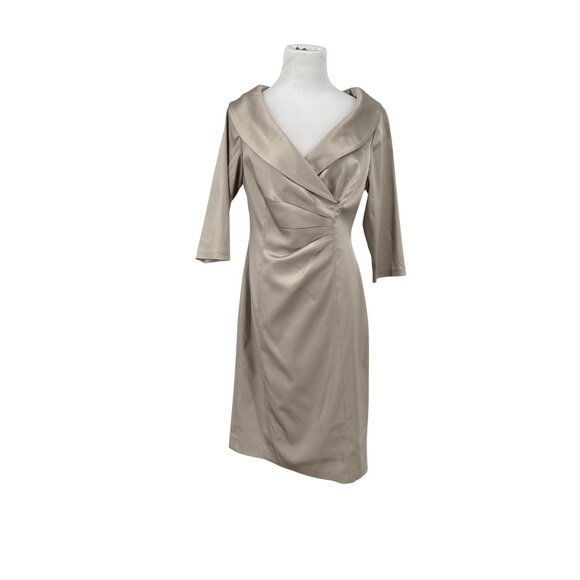 Elegant Satin Champagne Knee-Length Cocktail Dress With 3/4 Sleeves & Ruched Det - Picture 5 of 10